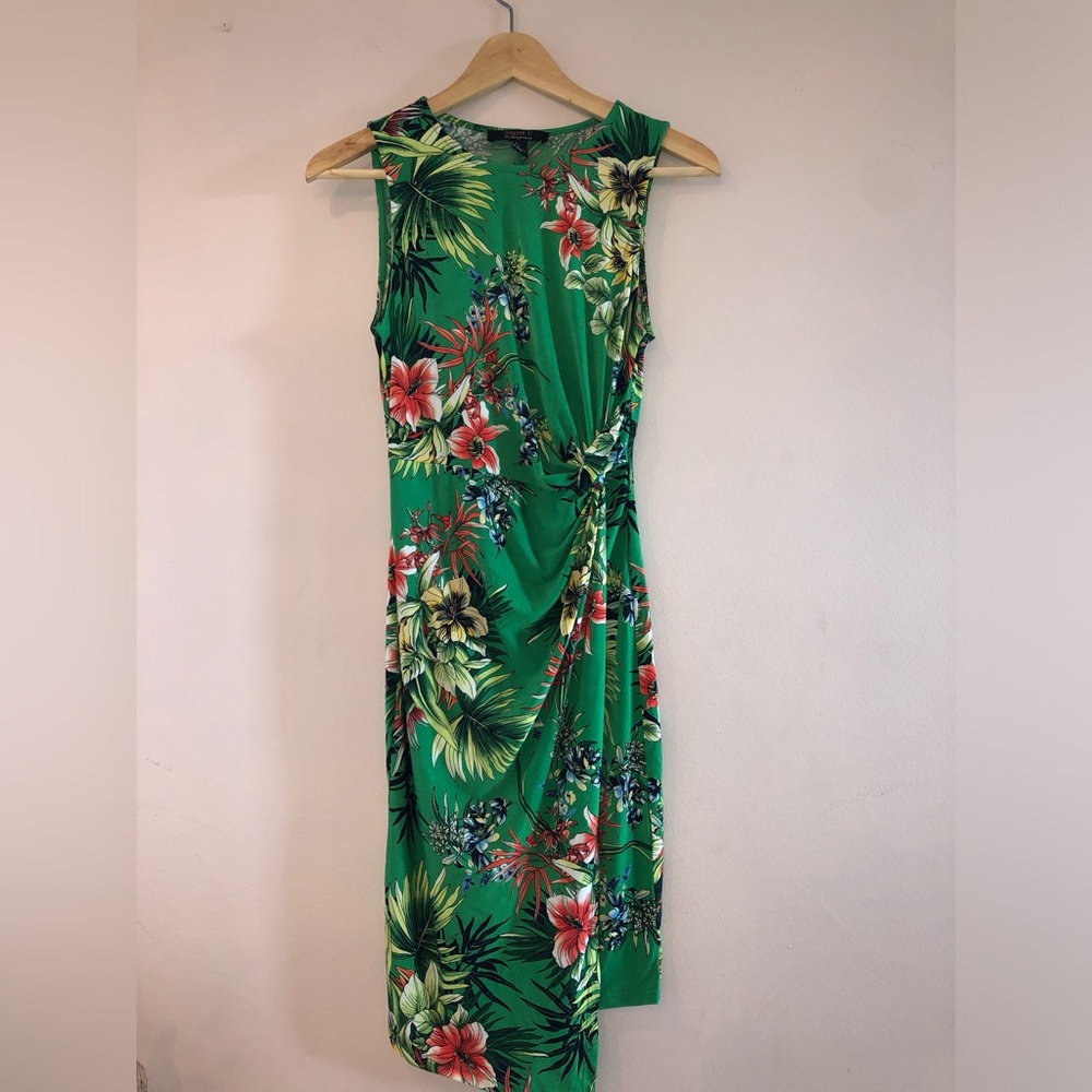 Forever 21 Contemporary Floral cocktail dress